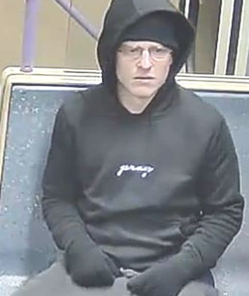 Die Polizei Köln fragt: Wer kennt diesen Mann?