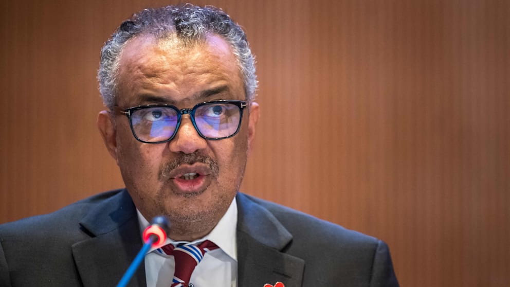 Tedros Adhanom Ghebreyesus ist seit dem 1. Juli 2017 Generaldirektor der Weltgesundheitsorganisation und war zuvor in Äthiopien Außenminister und Gesundheitsminister