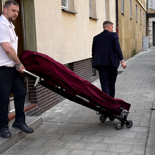 Nürnberg: Polizei entdeckt die Leiche eines Mannes mit Gewaltspuren