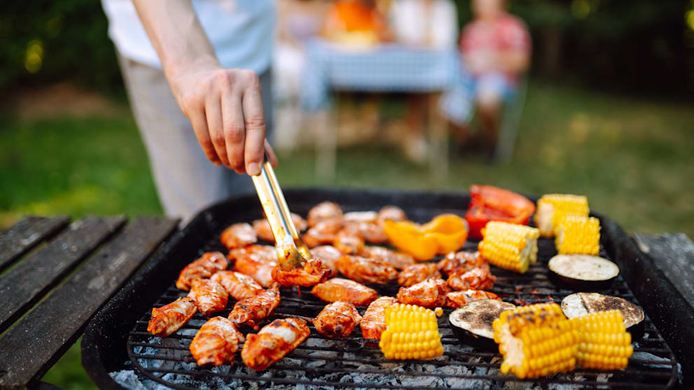 Die Grillsaison startet: Für jede Veranstaltung gibt es den passenden Grill