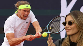 Thomalla jubelt beim Auftaktsieg!: Zverev zieht ins Achtelfinale ein