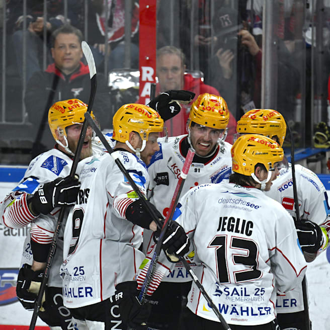 Fischtown Pinguins triumphieren in Köln.