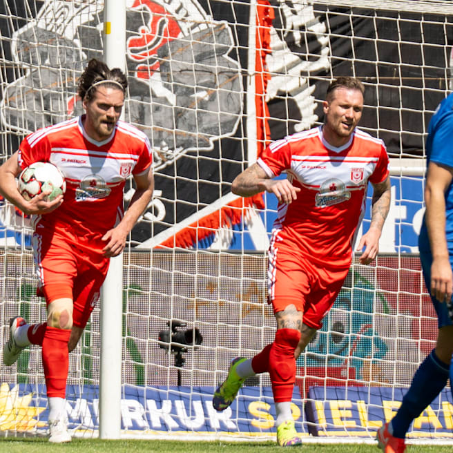 Lok Leipzig: Halle lässt Spitzenreiter (ein bisschen) zittern