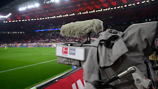 DAZN- und Sky-Zahlen: Dieses Bundesliga-Spiel sahen nur 5000 Zuschauer
