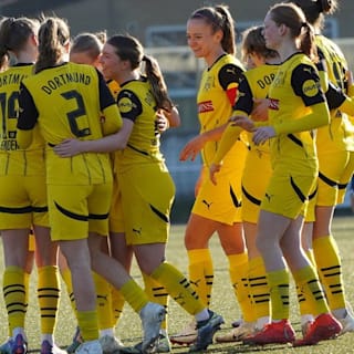 Ebay-Auktion: Signiertes BVB-Frauen-Sondertrikot