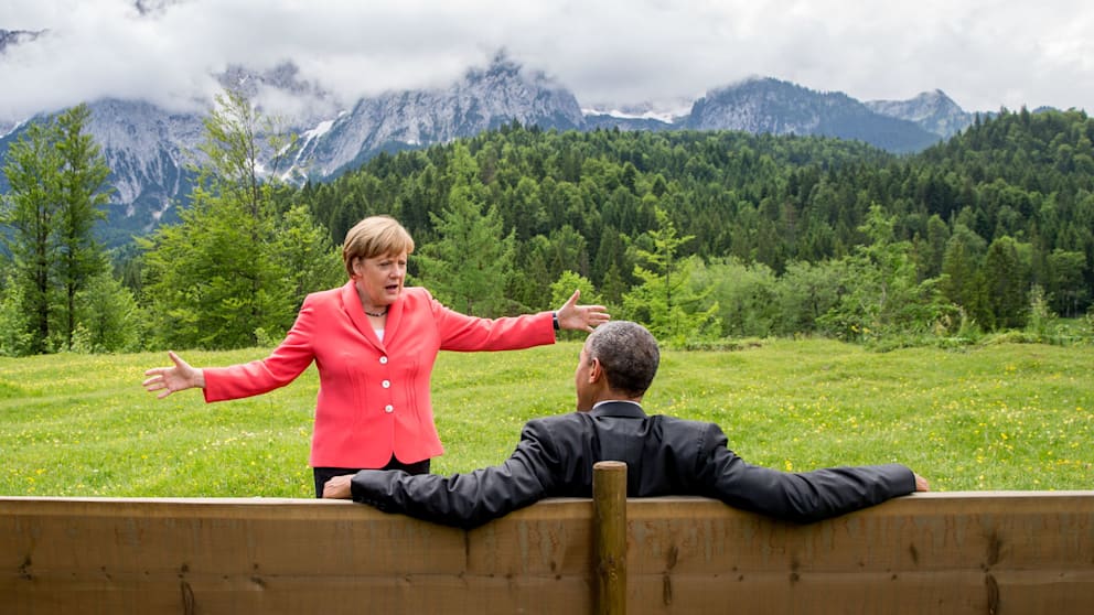 Was erklärte Angela Merkel hier Barack Obama bei G7 in Elmau? Im Buch verrät sie es